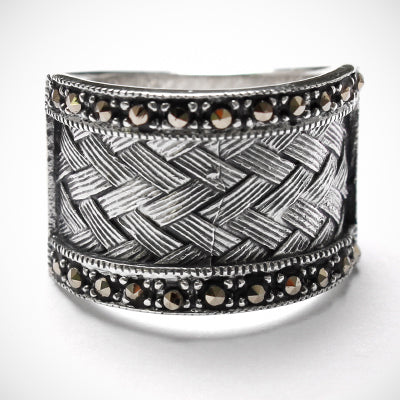 Anel de Prata com Marcassitas.