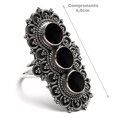 Anel de Prata com Ônix.