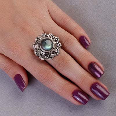 Anel de Prata com Labradorita