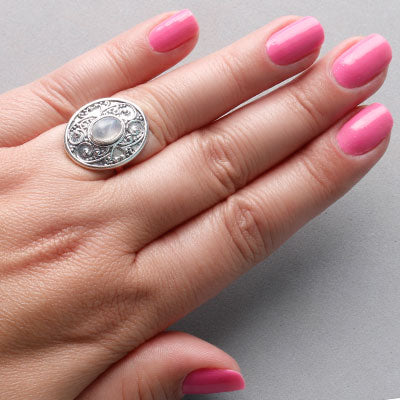 Anel de Prata com Pedra da Lua