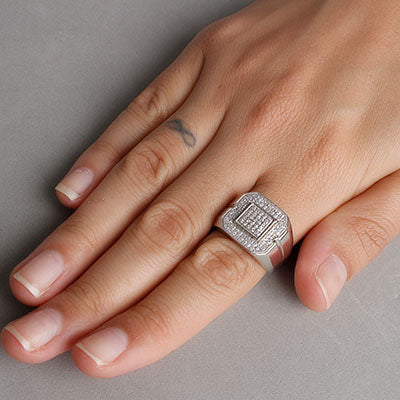 Anel de Prata com Zircônia