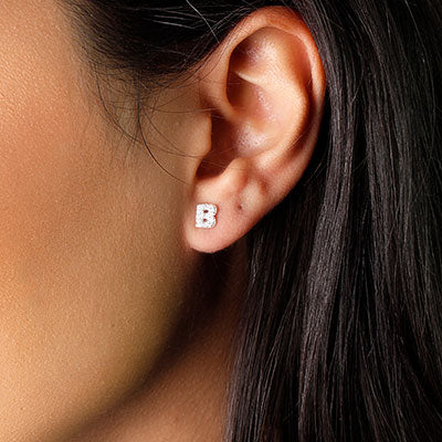 Brinco de Prata Letra