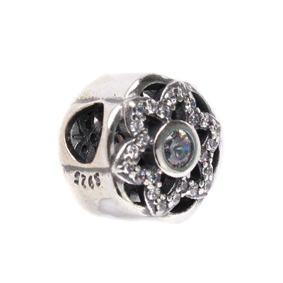 Berloque de Prata com Flor