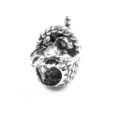 Berloque de Prata Cesta.