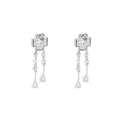 Brinco de Prata com Zircônias e Banho de Ródio - 18126