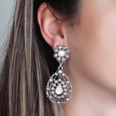 Brinco de Prata com Madrepérola.