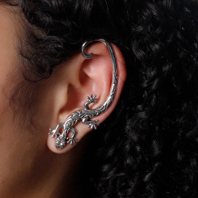 Brinco de Prata Contorno de Orelha (Ear Cuff) com Salamandra