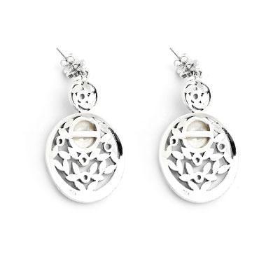 Brinco de Prata com Madrepérola e Marcassitas.