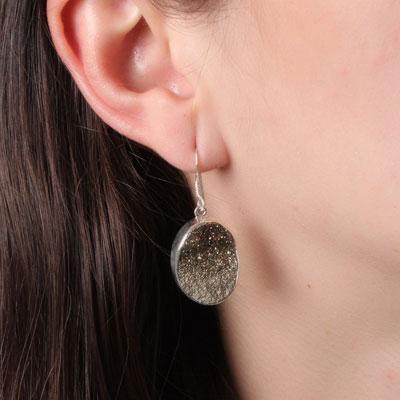 Brinco de Prata com Drusa.