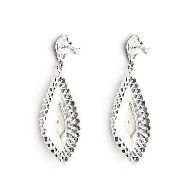 Brinco de Prata com Madrepérola e Marcassitas.