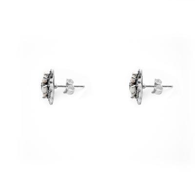 Brinco de Prata Flor com Madrepérola.