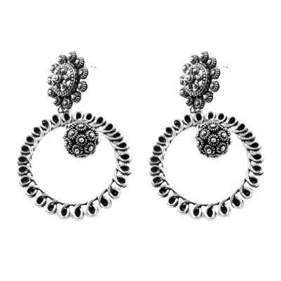 Brinco de Prata Trabalhado.