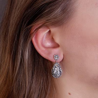 Brinco de Prata Flor.