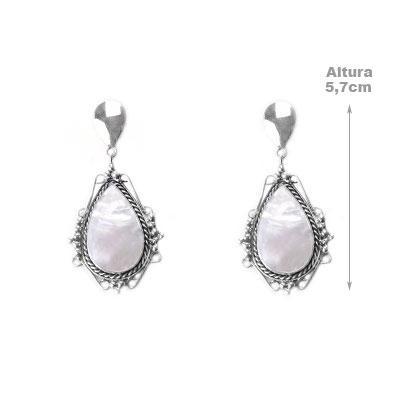 Brinco de Prata com Madrepérola.
