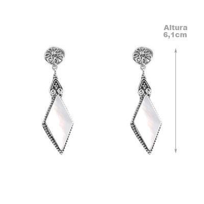 Brinco de Prata com Madrepérola.