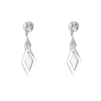 Brinco de Prata com Madrepérola.