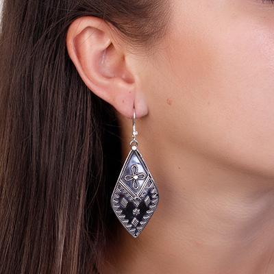 Brinco de Prata Trabalhado.