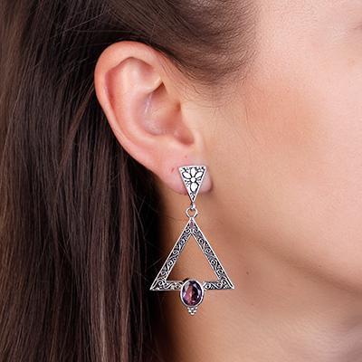 Brinco de Prata com Ametista.