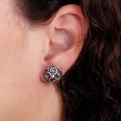 Brinco de Prata Trabalhado.