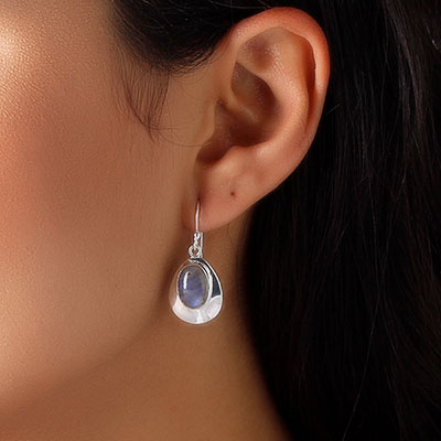 Brinco de Prata com Labradorita