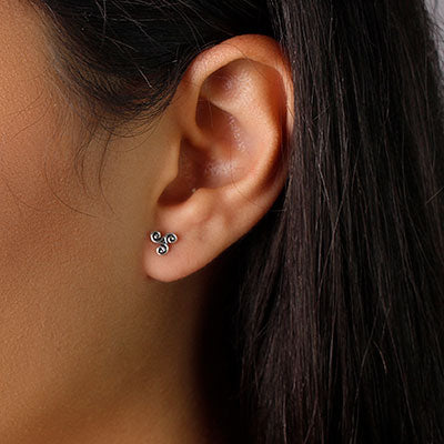 Brinco de Prata Triskle