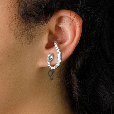 Brinco de Prata Ear Hook.