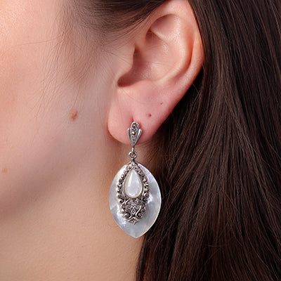 Brinco de Prata com Madrepérola