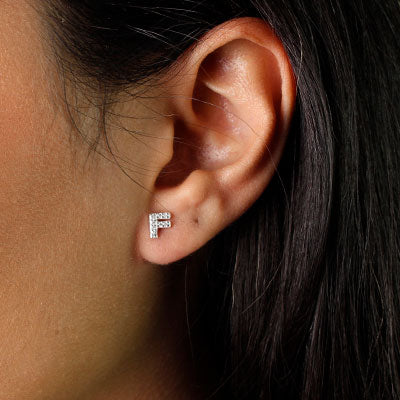 Brinco de Prata Letra