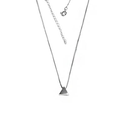 Gargantilha de Prata Triângulo