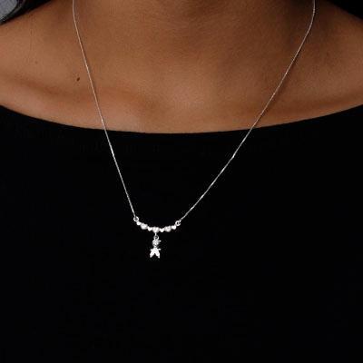 Gargantilha de Prata com Menino