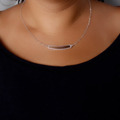 Gargantilha de Prata com Placa.