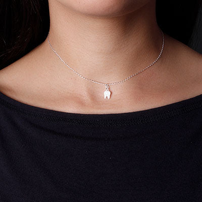 Gargantilha de Prata Dente