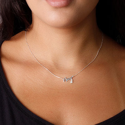 Gargantilha de Prata Amor