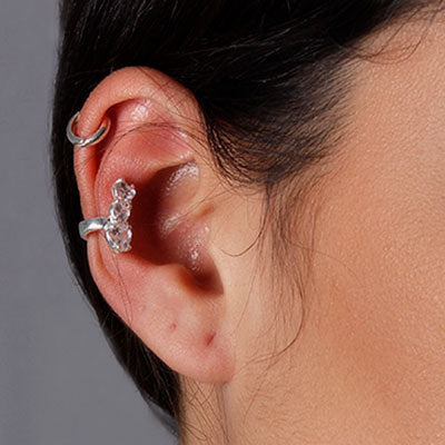 Piercing de Prata Pressão para Orelha.