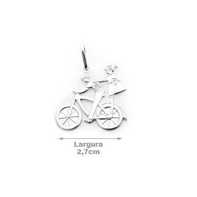Pingente de Prata Casal com Bicicleta.