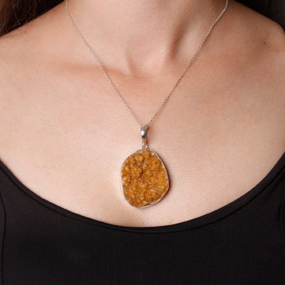 Pingente de Prata com Drusa