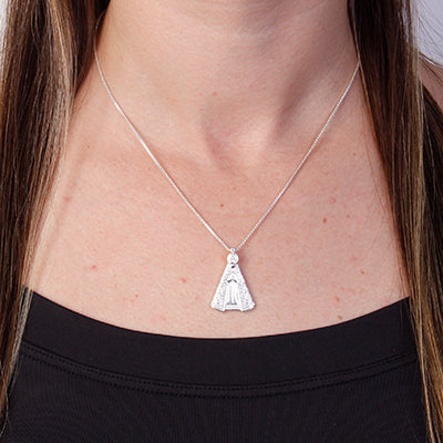 Pingente de Prata Nossa Senhora Aparecida.