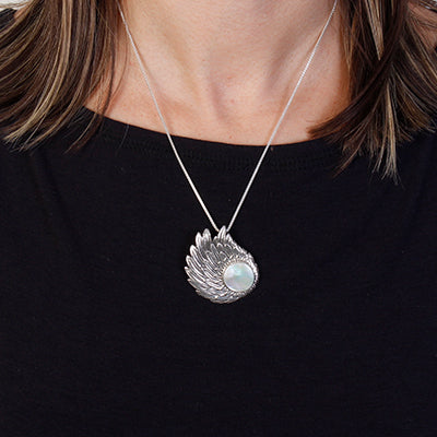 Pingente de Prata com Madrepérola.