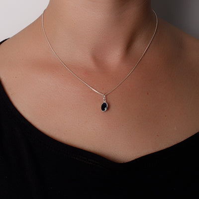 Pingente de Prata com Zircônia.