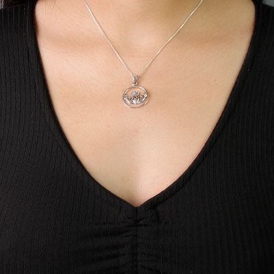 Pingente de Prata Claddagh