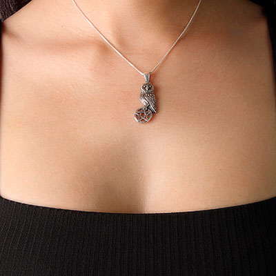 Pingente de Prata Coruja