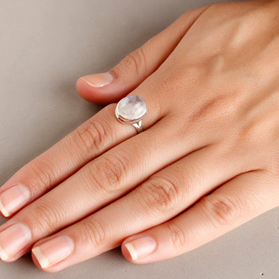 Anel de Prata com Pedra da Lua - 55548 - soprata