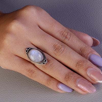 Anel de Prata com Pedra da Lua - 60559