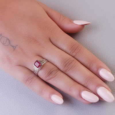 Anel de Prata com Rubi - 65709