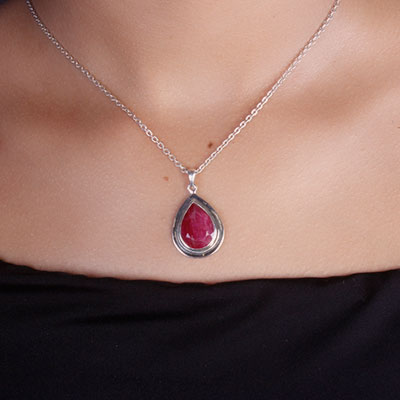 Pingente de Prata com Rubi - 65775