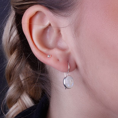 Brinco de Prata com Pedra da Lua - 66415