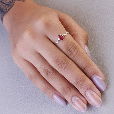 Anel de Prata com Rubi - 66841