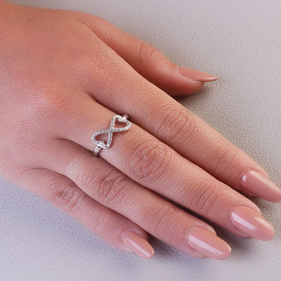 Anel de Prata com Zircônia - 67699