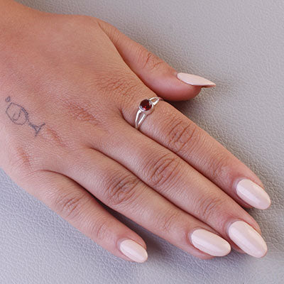 Anel de Prata com Granada - 67811