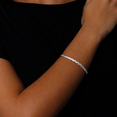 Pulseira de Prata Trabalhada. 